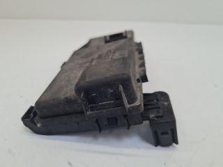 bontott VW GOLF IV Biztosítéktábla Motortér