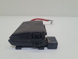 bontott VW GOLF IV Biztosítéktábla Motortér