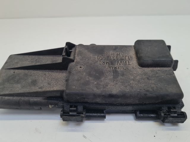 bontott VW GOLF IV Biztosítéktábla Motortér