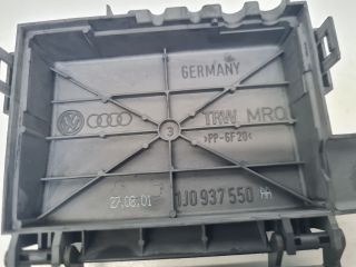 bontott VW GOLF IV Biztosítéktábla Motortér