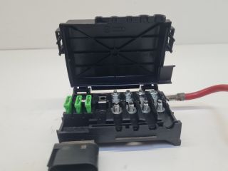 bontott VW GOLF IV Biztosítéktábla Motortér