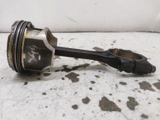 bontott VW GOLF IV Dugattyú és Hajtókar