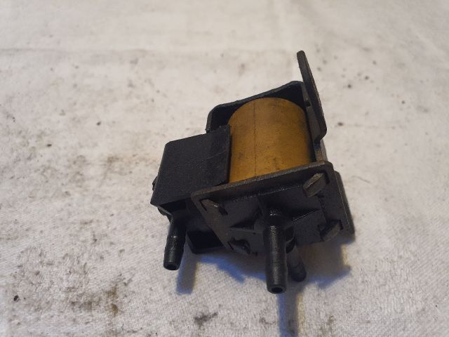 bontott VW GOLF IV EGR / AGR Vákum Szelep