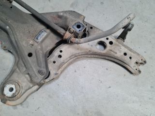 bontott VW GOLF IV Első Bölcső