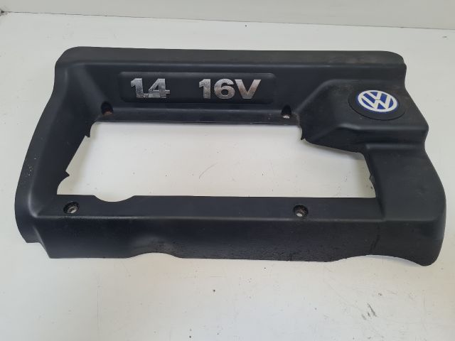 bontott VW GOLF IV Felső Motorburkolat