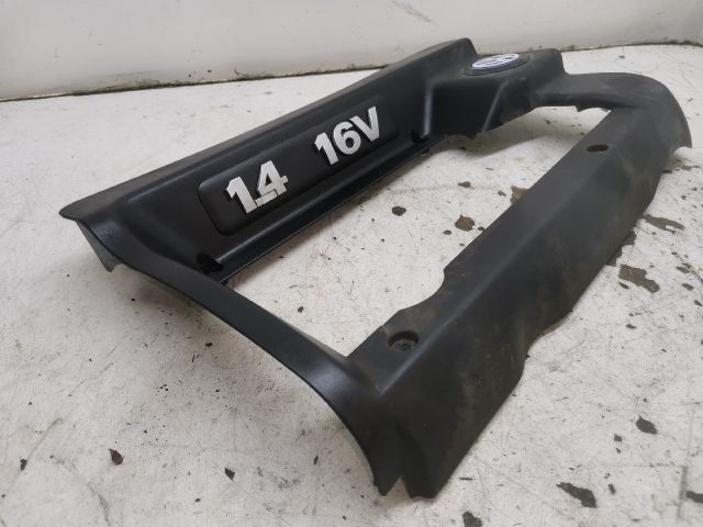 bontott VW GOLF IV Felső Motorburkolat