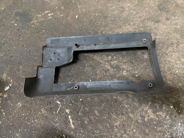 bontott VW GOLF IV Felső Motorburkolat