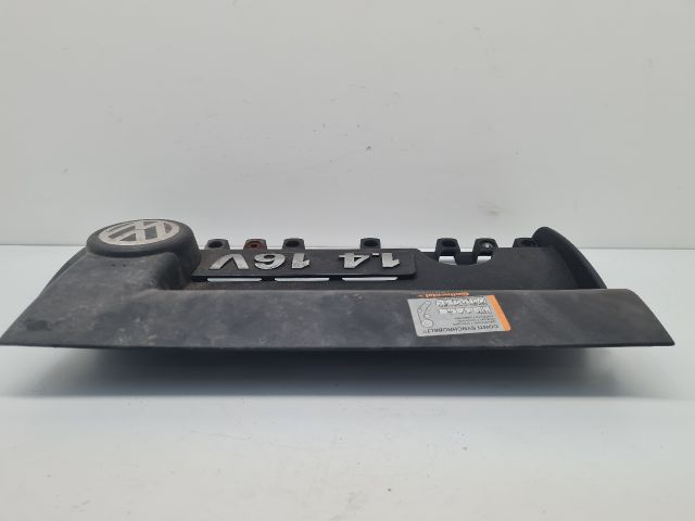 bontott VW GOLF IV Felső Motorburkolat