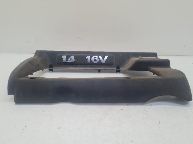 bontott VW GOLF IV Felső Motorburkolat