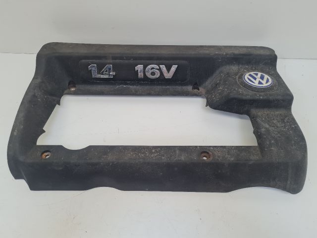 bontott VW GOLF IV Felső Motorburkolat