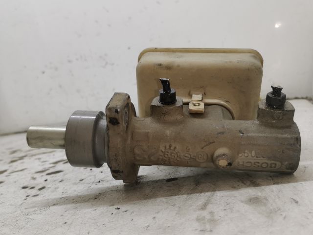 bontott VW GOLF IV Főfékhenger