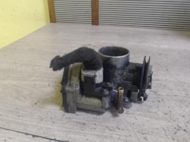 bontott VW GOLF IV Fojtószelep (Mechanikus)