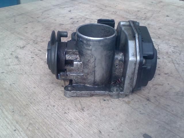 bontott VW GOLF IV Fojtószelep (Mechanikus)