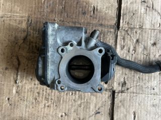 bontott VW GOLF IV Fojtószelep (Mechanikus)