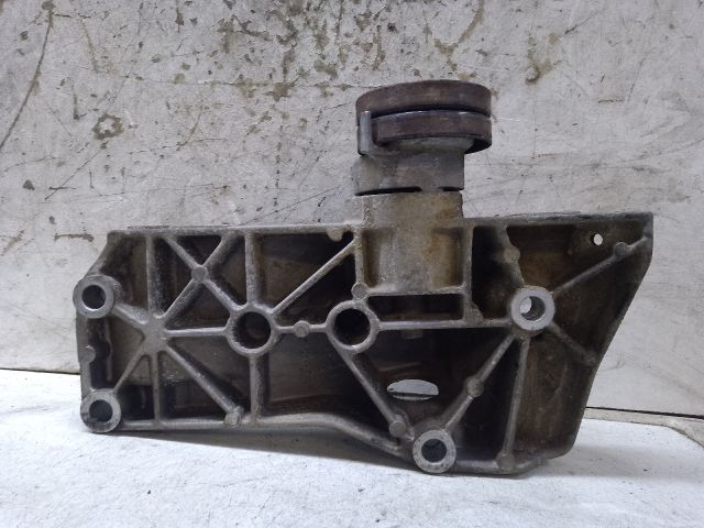 bontott VW GOLF IV Generátor Tartó Bak