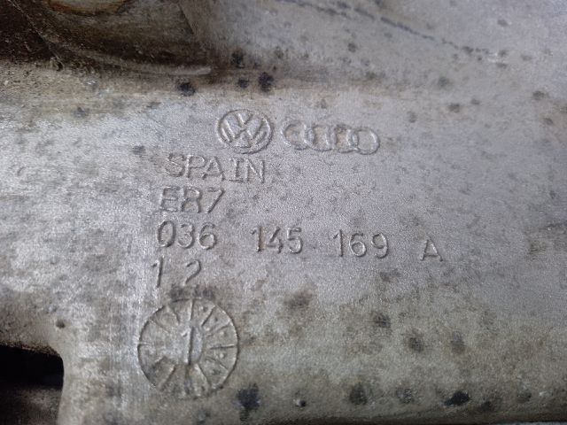 bontott VW GOLF IV Generátor Tartó Bak