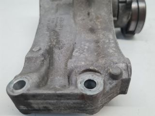 bontott VW GOLF IV Generátor Tartó Bak