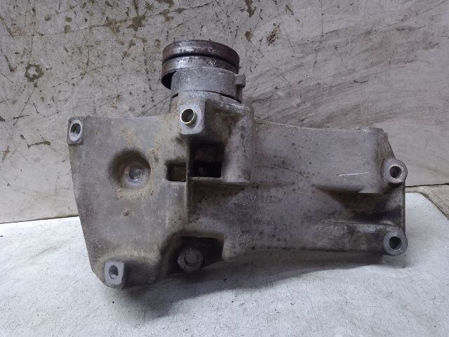 bontott VW GOLF IV Generátor Tartó Bak