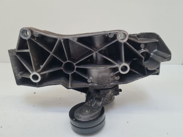 bontott VW GOLF IV Generátor Tartó Bak