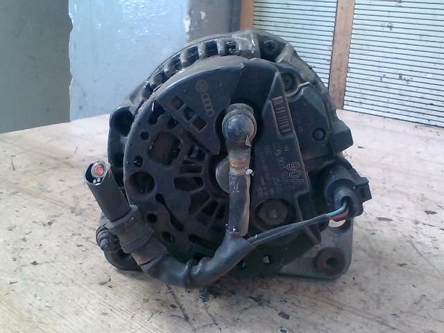 bontott VW GOLF IV Generátor