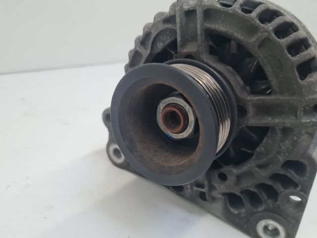 bontott VW GOLF IV Generátor