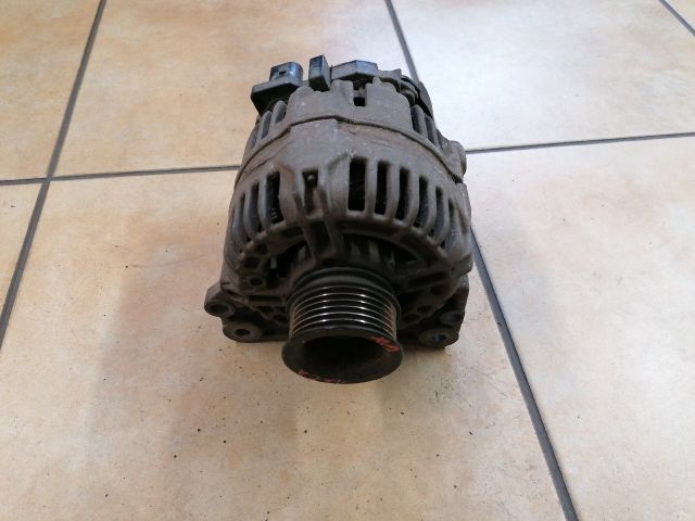 bontott VW GOLF IV Generátor