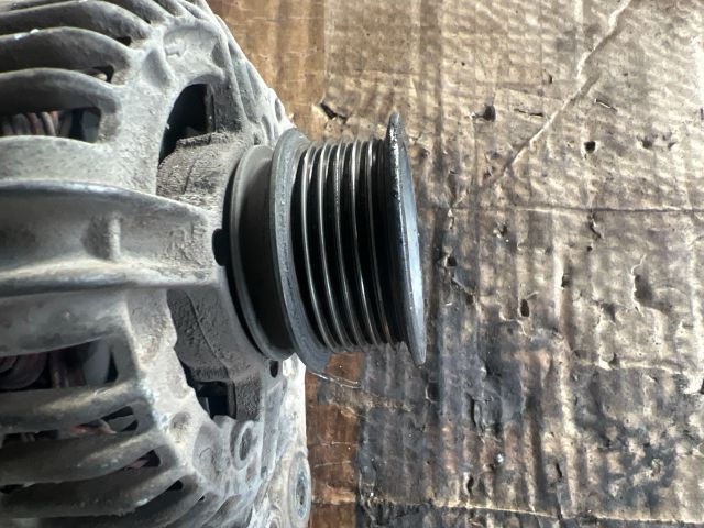 bontott VW GOLF IV Generátor