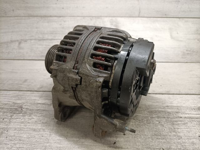 bontott VW GOLF IV Generátor