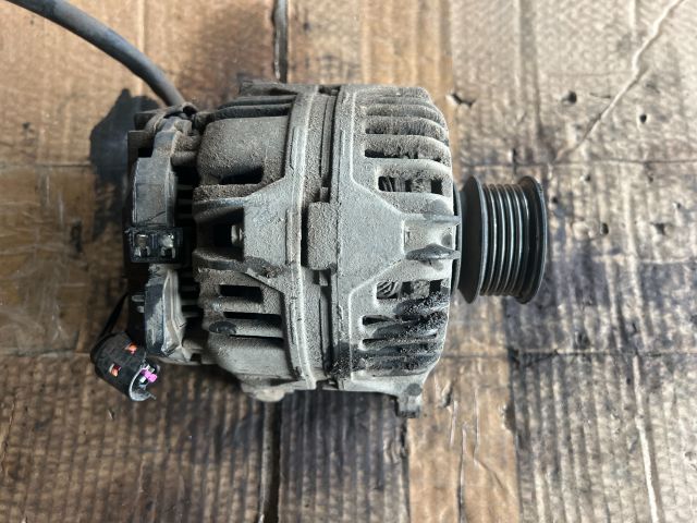 bontott VW GOLF IV Generátor