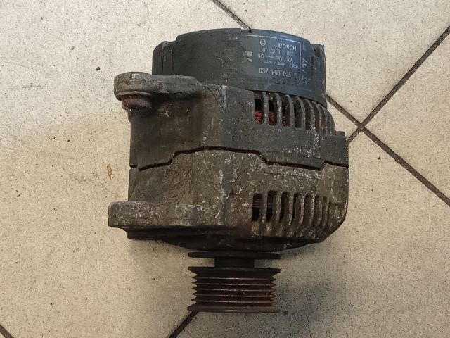 bontott VW GOLF IV Generátor