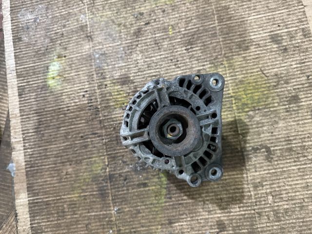 bontott VW GOLF IV Generátor