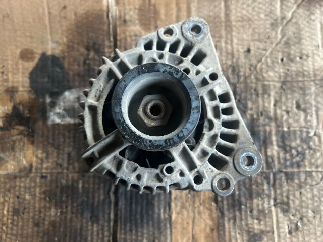 bontott VW GOLF IV Generátor