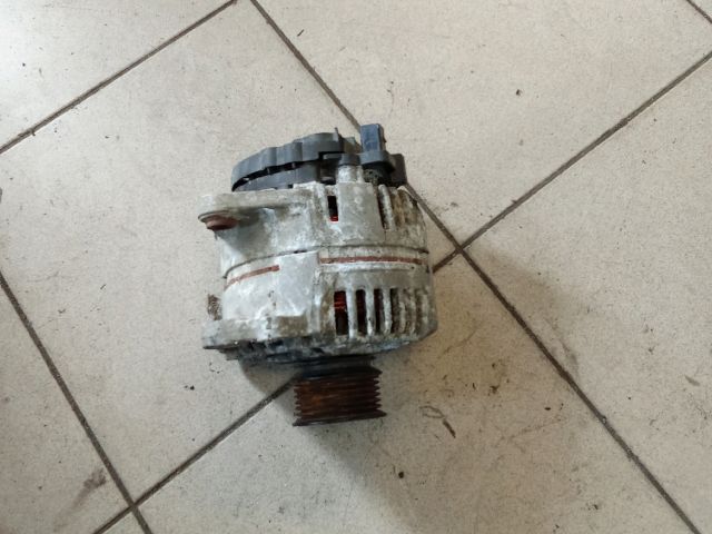 bontott VW GOLF IV Generátor