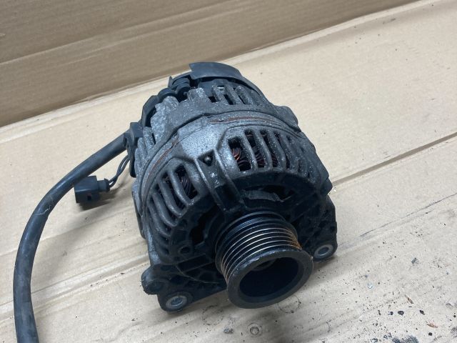 bontott VW GOLF IV Generátor
