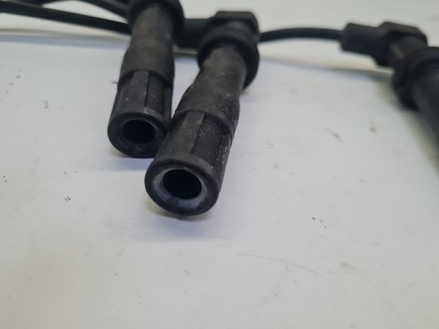 bontott VW GOLF IV Gyújtáselosztó és Gyertya Kábel