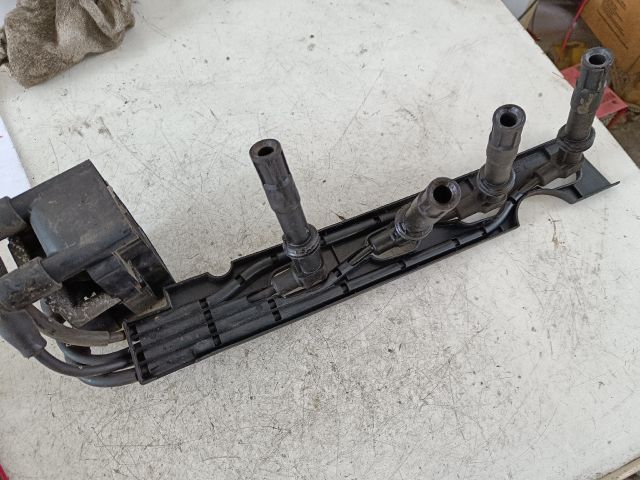 bontott VW GOLF IV Gyújtótrafó Szett