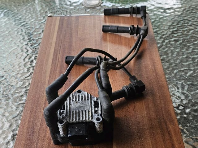 bontott VW GOLF IV Gyújtótrafó Szett