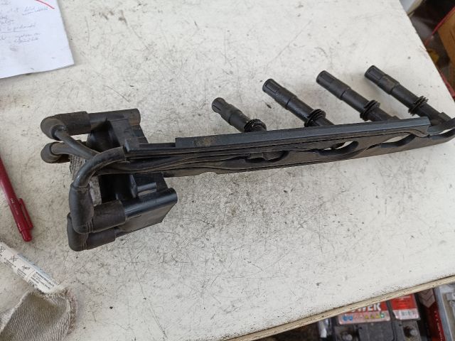 bontott VW GOLF IV Gyújtótrafó Szett