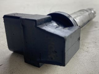 bontott VW GOLF IV Gyújtótrafó