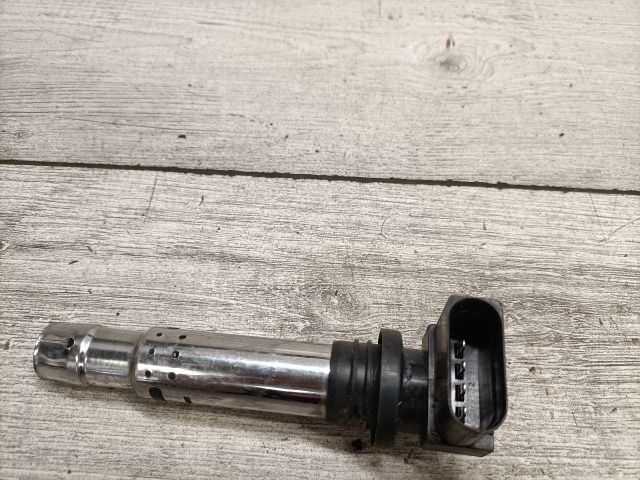 bontott VW GOLF IV Gyújtótrafó