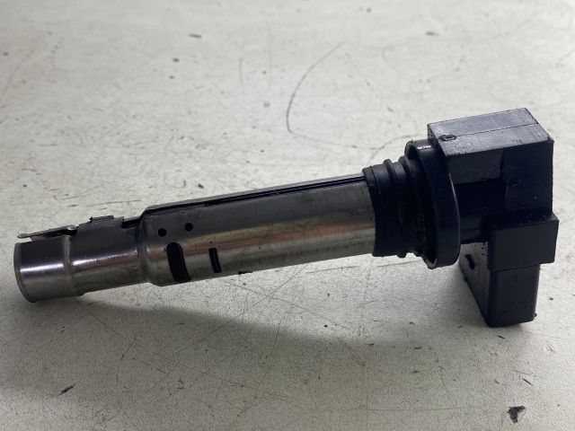 bontott VW GOLF IV Gyújtótrafó