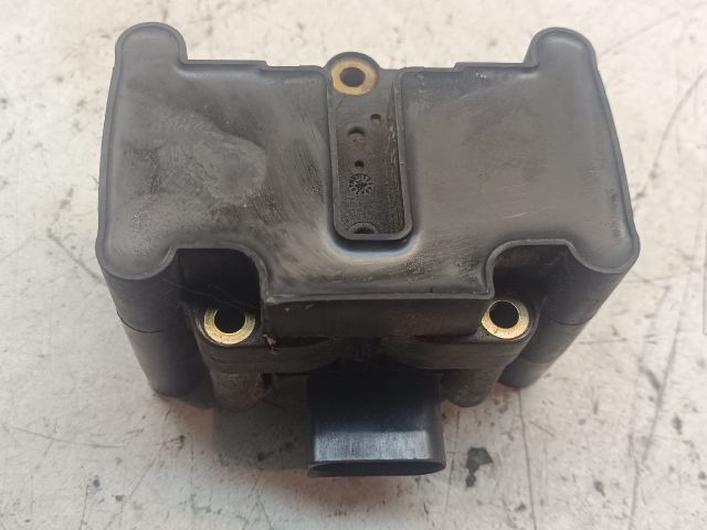 bontott VW GOLF IV Gyújtótrafó