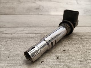 bontott VW GOLF IV Gyújtótrafó