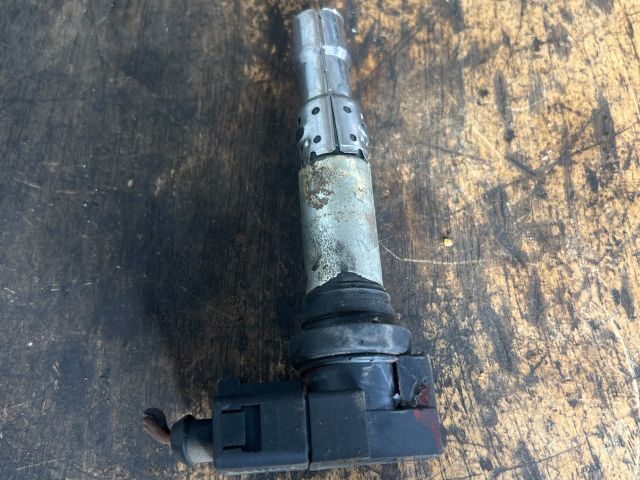 bontott VW GOLF IV Gyújtótrafó