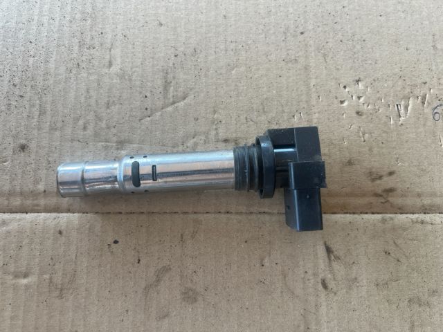 bontott VW GOLF IV Gyújtótrafó