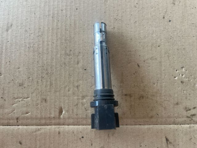 bontott VW GOLF IV Gyújtótrafó