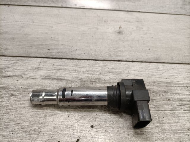 bontott VW GOLF IV Gyújtótrafó