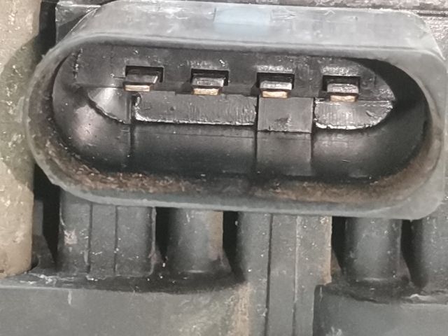 bontott VW GOLF IV Gyújtótrafó