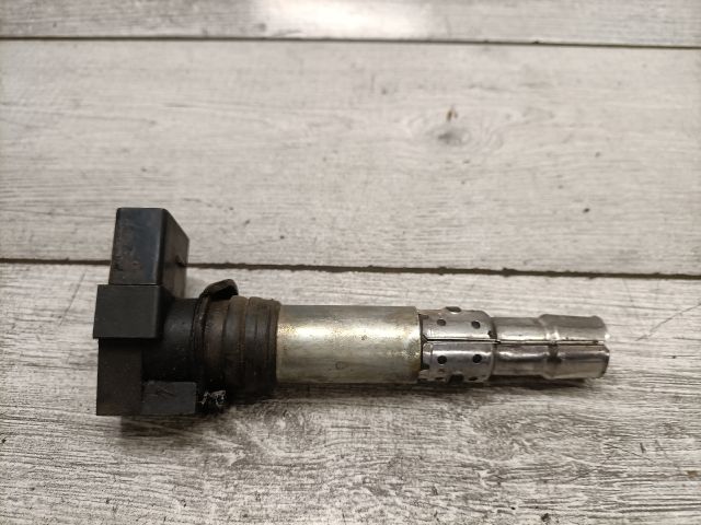 bontott VW GOLF IV Gyújtótrafó