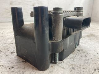 bontott VW GOLF IV Gyújtótrafó